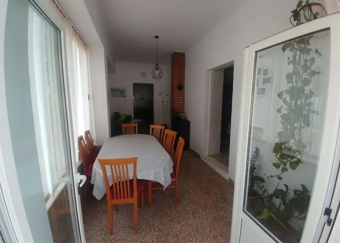 Four Bedroom With Terrace & Sea View