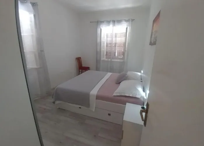 Four Bedroom With Terrace & Sea View